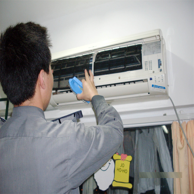 深圳大鹏新区南澳别墅空调从里面漏水维修